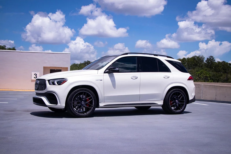 5. Mercedes AMG GLE 63 S 4MATIC Plus (giá khởi điểm: 116.850 USD).