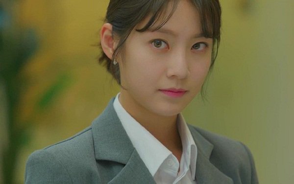 Biết người yêu 'còn qua lại' với bạn vẫn đồng ý cưới, tôi khiến họ khóc ròng trong lễ thành hôn