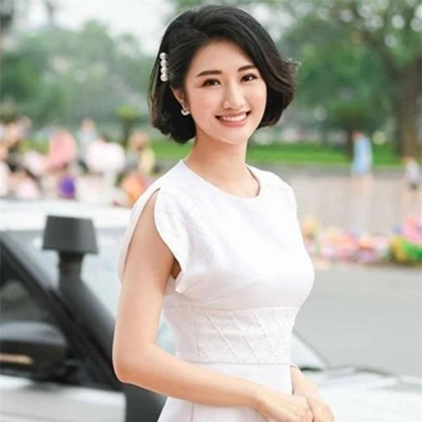 Tường San, Thu Ngân và hàng loạt nàng hậu theo chồng bỏ cuộc chơi sau khi đăng quang