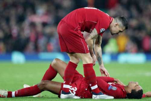 Liverpool 'vá chằng chịt' vì chấn thương