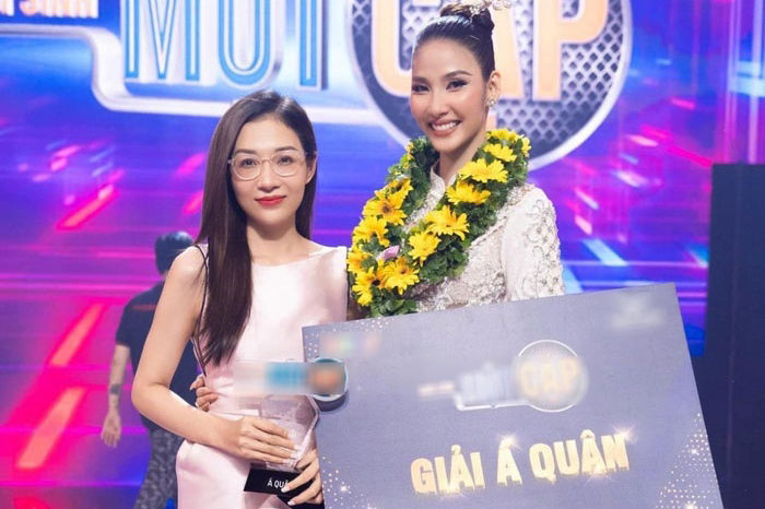 Khi các nàng hậu lấn sân ca sĩ: người thành danh, người mất hào quang