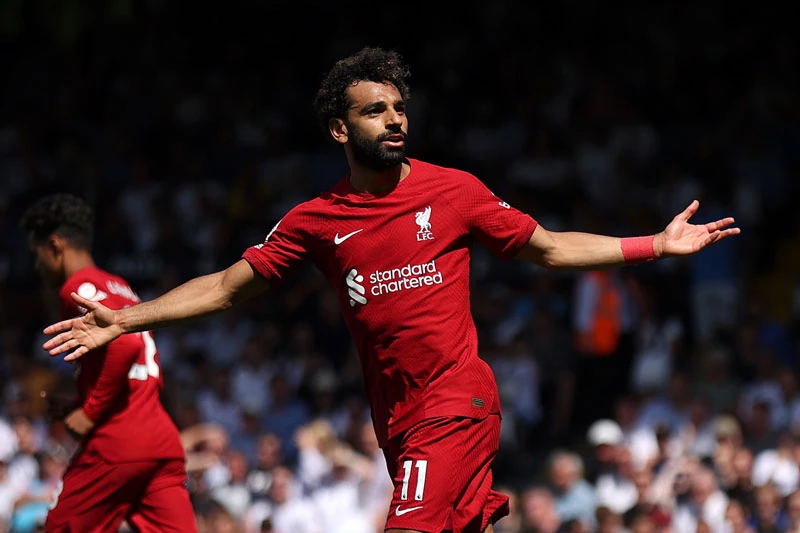 = 5. Mohamed Salah (Liverpool, mức lương: 350.000 bảng/tuần).