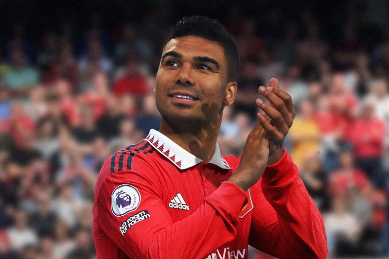 = 5. Casemiro (Man Utd, mức lương: 350.000 bảng/tuần).