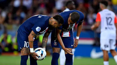 Thua lỗ liền 3 năm, PSG bị UEFA cảnh cáo