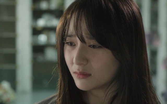 Gõ cửa nhà trọ, tôi nhận được cái nhìn lạnh lùng cùng lá đơn tuyệt tình của vợ vì chính tội lỗi của mình