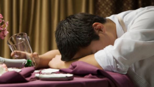 Ngạo mạn coi thường vợ, đến khi ly hôn rồi mới thấy hối hận mong vợ quay lại