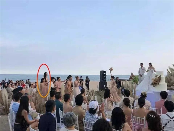 Mai Phương Thúy, Phan Như Thảo nổi bật trong tiệc cưới nhờ điểm này