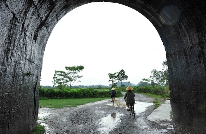 Ngỡ ngàng trước cảnh thanh bình ở di sản Thành nhà Hồ - Ảnh 9.