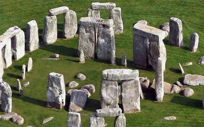 Bãi đá cổ Stonehenge đã được đấu giá như thế nào?