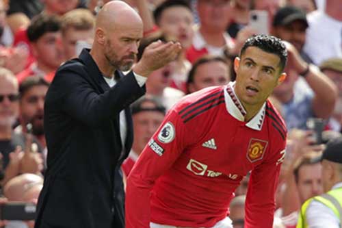 Rooney khuyên HLV Ten Hag không dùng Ronaldo ở trận MU vs Liverpool