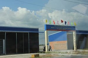 Đưa phương tiện nước ngoài vào địa điểm tự phát để bốc xếp hàng hóa là vi phạm pháp luật