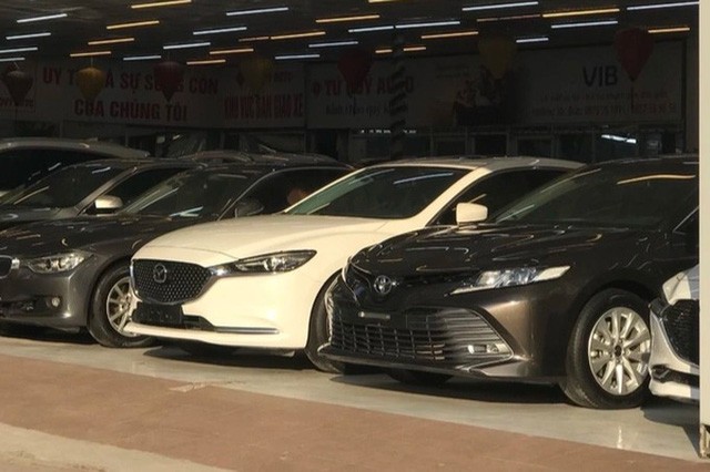 Bất chấp tháng cô hồn, lượng ô tô nhập khẩu tăng mạnh
