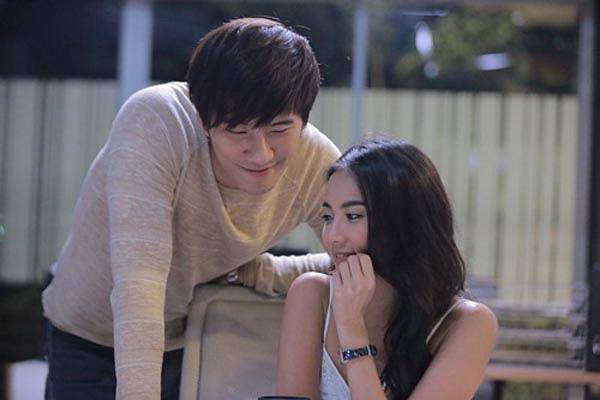 Chấp nhận cái thai trong bụng vợ là con người khác, tôi thất thần khi thấy đơn ly hôn