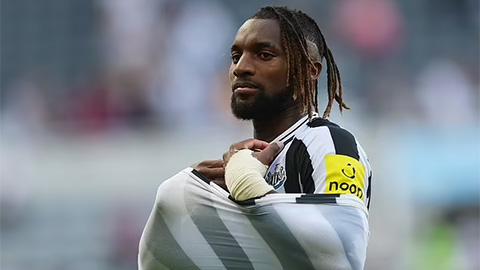 Man City không biết làm thế nào đối phó với Saint-Maximin