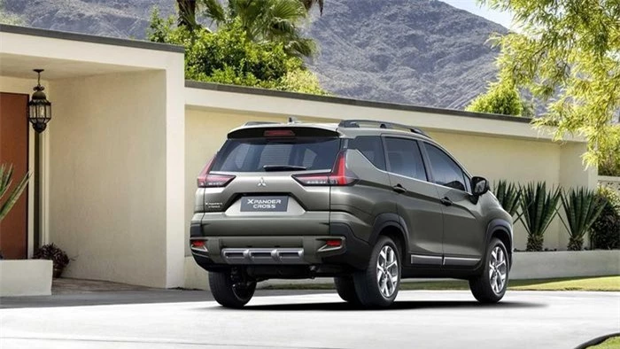  Mitsubishi Xpander Cross sẽ cạnh tranh trực tiếp với Toyota Veloz Cross, bên cạnh các mẫu MPV phổ thông khác như Toyota Avanza Premio hay Hyundai Stargazer... 