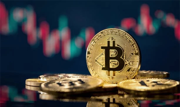 Hoạt động bán tháo trên thị trường điện tử đẩy Bitcoin xuống dưới 22.000 USD - Ảnh 1.