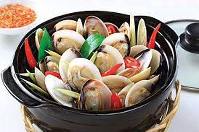 Hấp ngao cùng nguyên liệu này, chị em không chỉ có món ăn mới lạ mà còn vô cùng thơm ngon, 'heo-thì'!