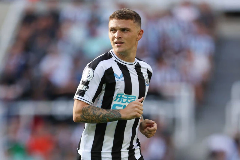 Hậu vệ: Kieran Trippier (Newcastle).