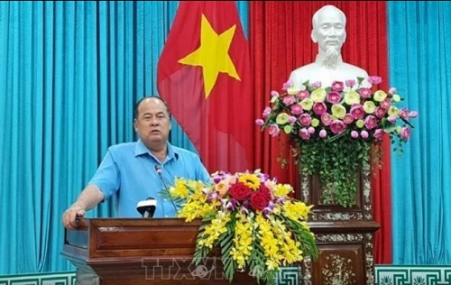 Ông Nguyễn Thanh Bình- Chủ tịch UBND tỉnh An Giang phát biểu tại hội ngị