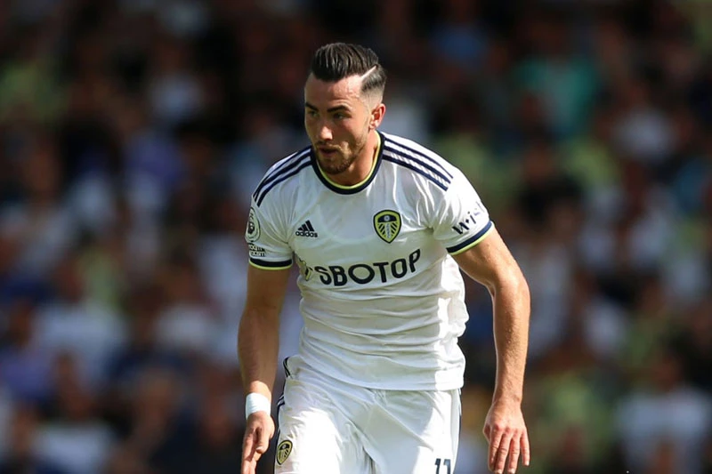 Tiền vệ trái: Jack Harrison (Leeds United).