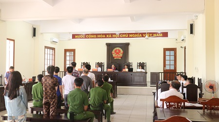 Hơn 60 năm tù cho nhóm đối tượng sản xuất, lưu hành tiền giả 