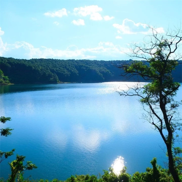 Cảnh đẹp như tranh vẽ ở hồ nước tự nhiên đẹp nhất đại ngàn Tây Nguyên - 3