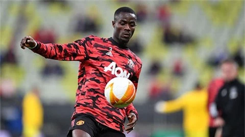 Man United chia tay bệnh binh Bailly