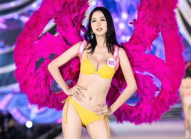 Sắc vóc nóng bỏng với bikini của Top 3 Miss World Vietnam 2022 ảnh 9