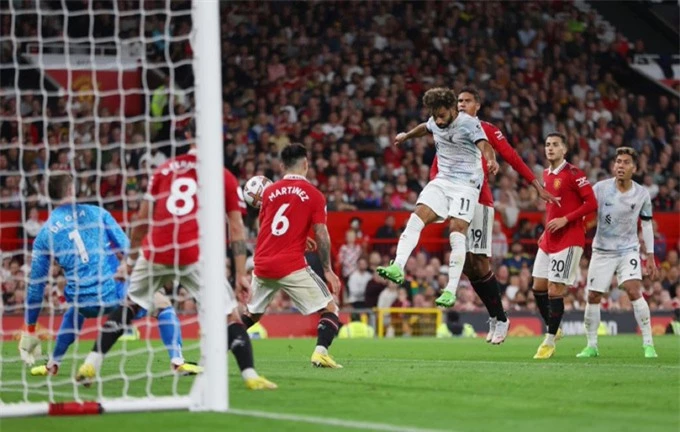Salah gỡ lại 1 bàn cho Liverpool ở phút 82