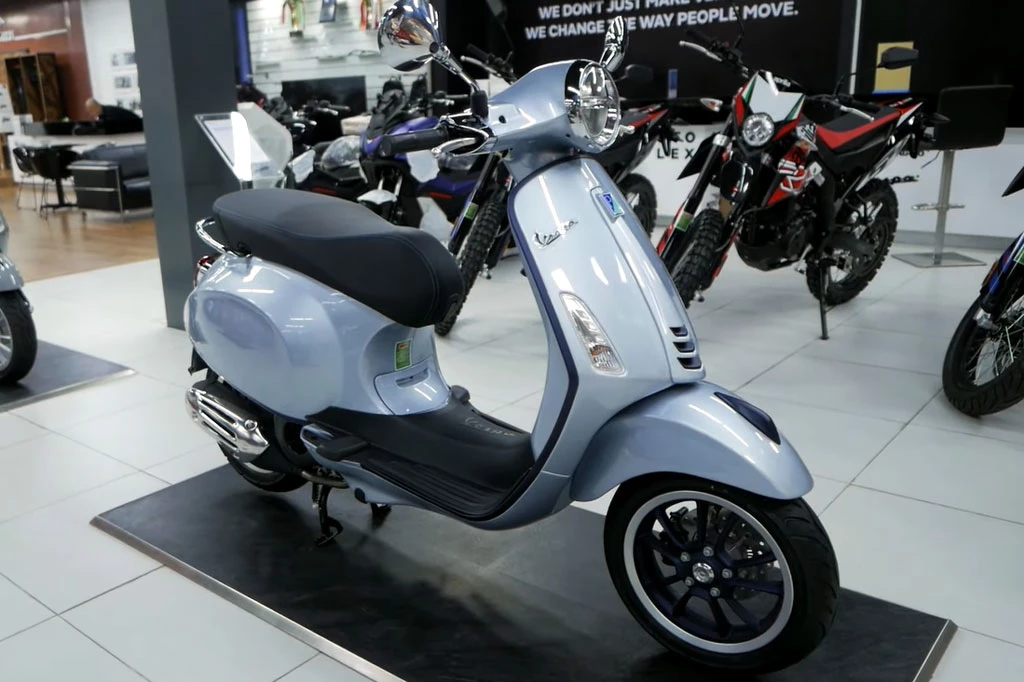 Vespa Primavera S 125 ABS 2022.