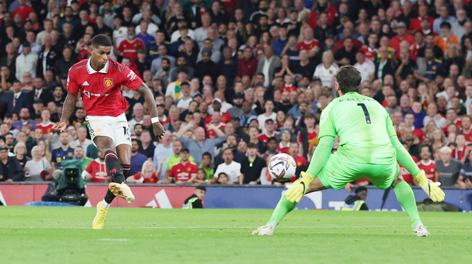 Sancho và Rashford cùng lập công, MU đả bại Liverpool