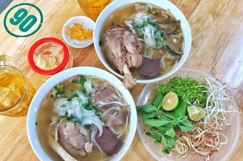 Đặc sản không thể bỏ lỡ ở Buôn Ma Thuột, ăn một tô là no cả buổi