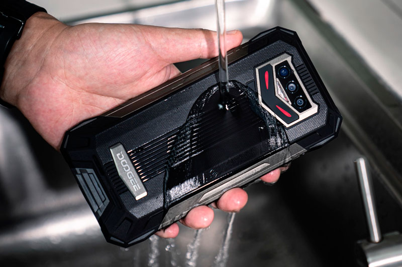 Smartphone ‘nồi đồng cối đá’, RAM 8 GB, pin 12.000 mAh, giá hơn 5 triệu đồng