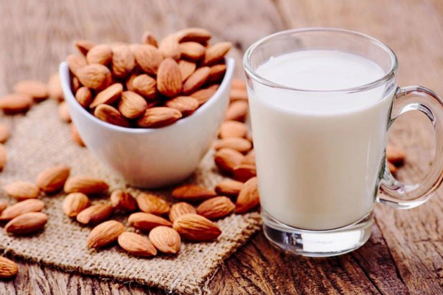 Tự làm loại sữa rẻ tiền giúp đẩy lùi nếp nhăn, duy trì vóc dáng