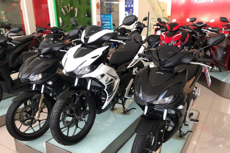 Ngược chiều Honda Vision, giá xe Winner X bất ngờ tăng mạnh trở lại