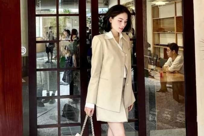 'Em dâu tương lai' Hà Tăng - Linh Rin: Xinh đẹp, nổi tiếng nhưng lại giản dị, tiết kiệm