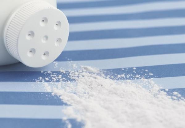 Lưu ý khi sử dụng phấn rôm cho bé mẹ phải biết