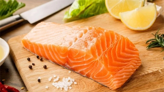 Những sai lầm khi ăn cá hồi khiến món ngon trở thành 'phế phẩm', mất sạch dinh dưỡng ảnh 2
