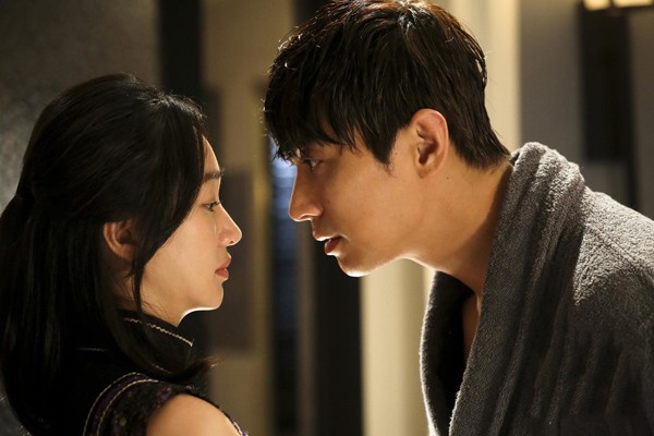 Yêu nhau 3 năm, tôi mới thú thực mình bị vô sinh, bạn trai vẫn một mực đòi cưới và sự thật phía sau khiến tôi ớn lạnh, đòi hủy hôn ngay tức khắc