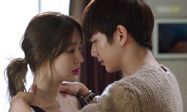 Nhắm mắt lấy anh bán sắt vụn để có người "đổ vỏ", không ngờ cuộc đời sang trang