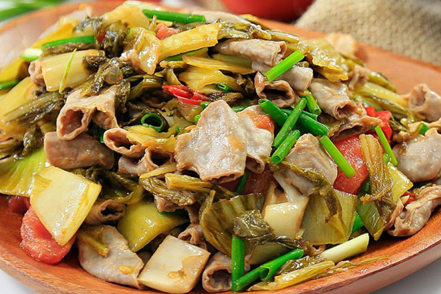 Cách làm lòng xào thơm ngon, không hôi, không dai: Chỉ 30 nghìn được một đĩa đầy ú ụ