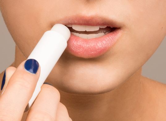3 sự thật bạn cần biết về son dưỡng môi