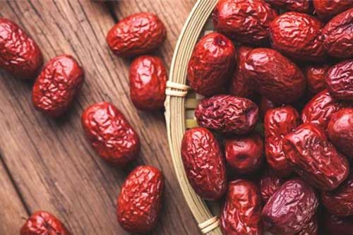 Mỗi ngày 3 quả táo đỏ, cả đời luôn khỏe mạnh nhưng khi ăn cần nhớ kỹ những ‘đại kỵ’ sau