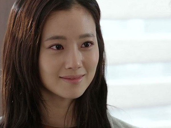 Thấy dấu vết lạ trên cổ sau khi ngủ ngờ nhà bạn, tôi sợ hãi vô cùng nhưng vẫn cố ở lại một đêm nữa để tìm thủ phạm