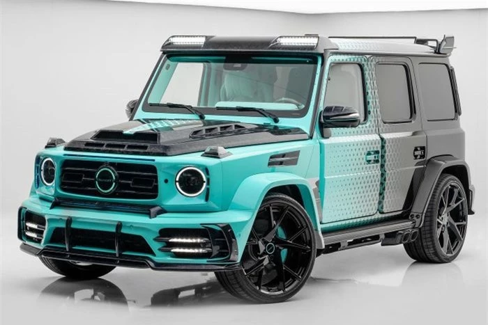  Mansory vừa trình làng chiếc Mercedes-AMG G 63 độc bản với ngoại thất độc đáo dựa trên yêu cầu của một khách hàng và hoàn thiện bởi bộ phận cá nhân hóa Mansory Bespoke. 