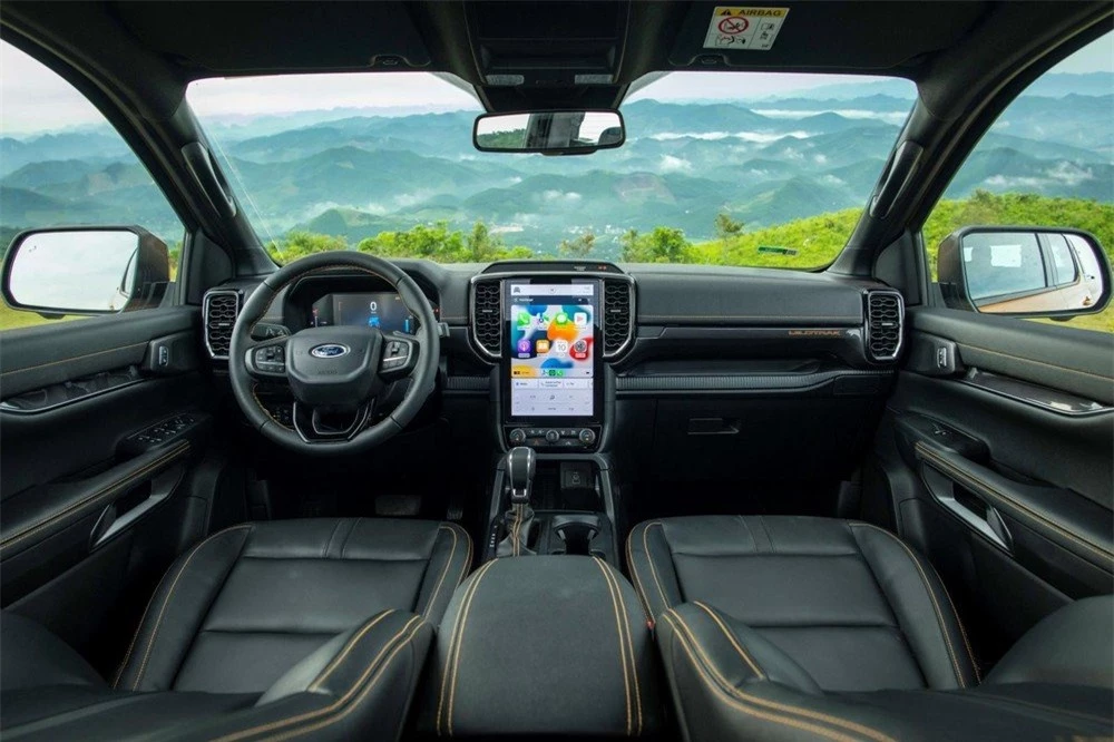 Vừa ra mắt chưa 'nóng chỗ', Ford Ranger 2022 đã bị 'thổi giá' lên đến 70 triệu đồng 177961