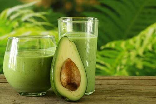 Quả bơ ngon, bổ nhưng lưu ý kẻo đau bụng, tổn thương gan nếu ăn không đúng cách