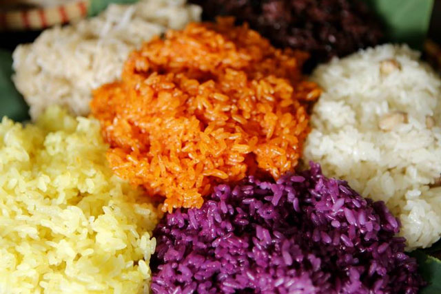 Chỉ cần cho một thứ này vào ngâm gạo, đảm bảo xôi nấu xong ngon, dẻo, bóng đẹp bắt mắt như đầu bếp làm