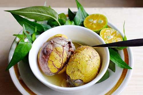 Đại kỵ khi ăn trứng vịt lộn, cần biết kẻo 'rước độc' vào người