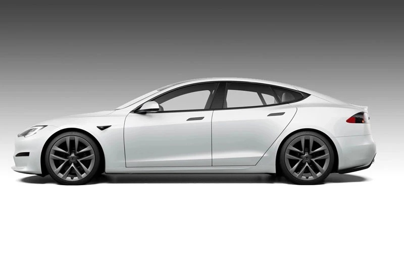 =5. Tesla Model S Plaid (vận tốc tối đa: 322 km/h).